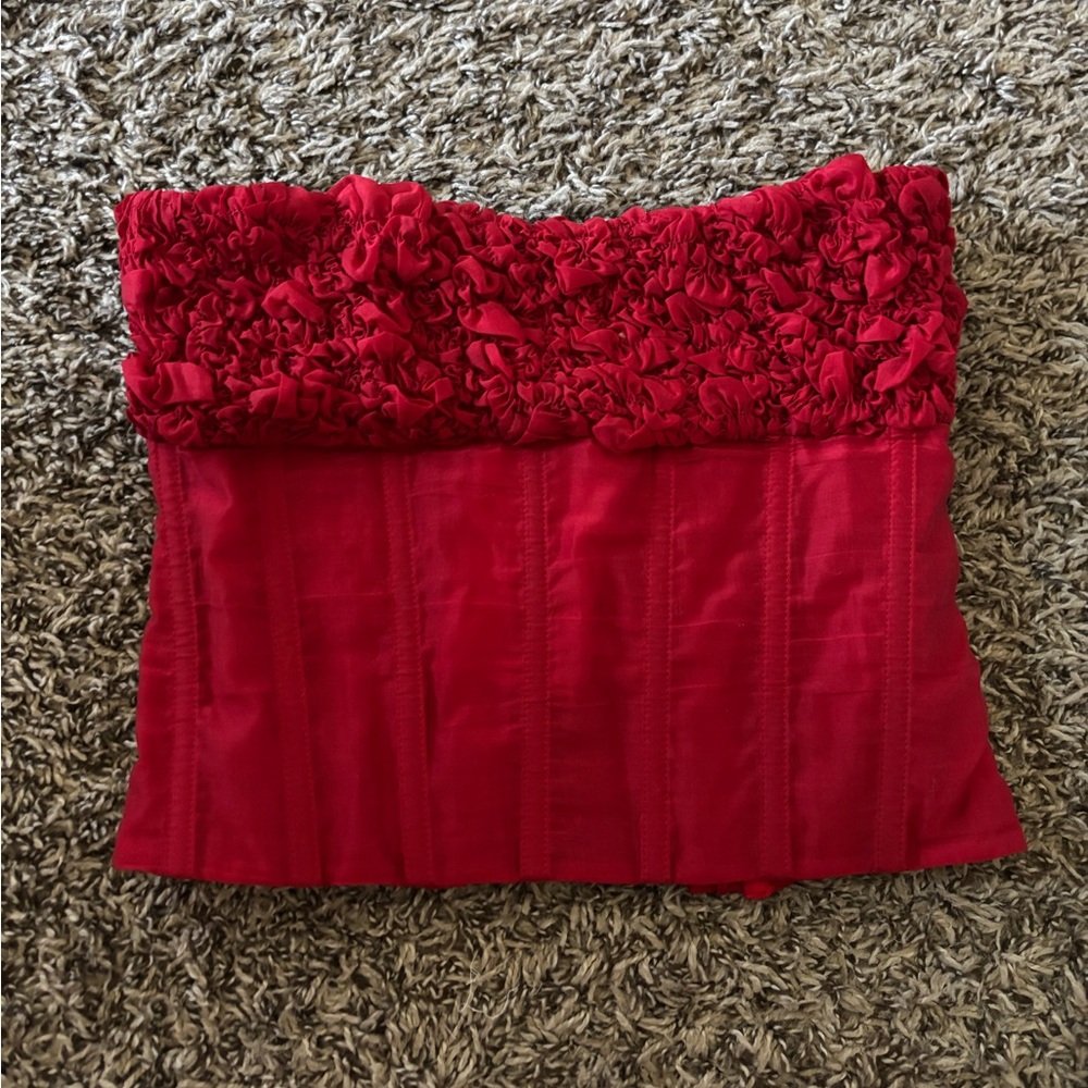 Outcast Zofia Red Strapless Top - Picture 4 of 6